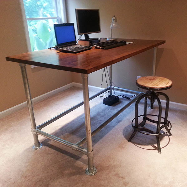 Desks & Tables