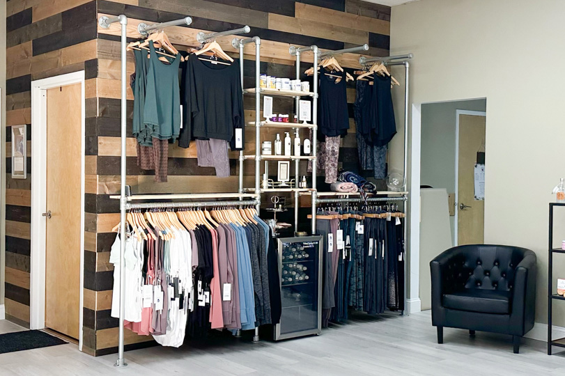 Retail rack display