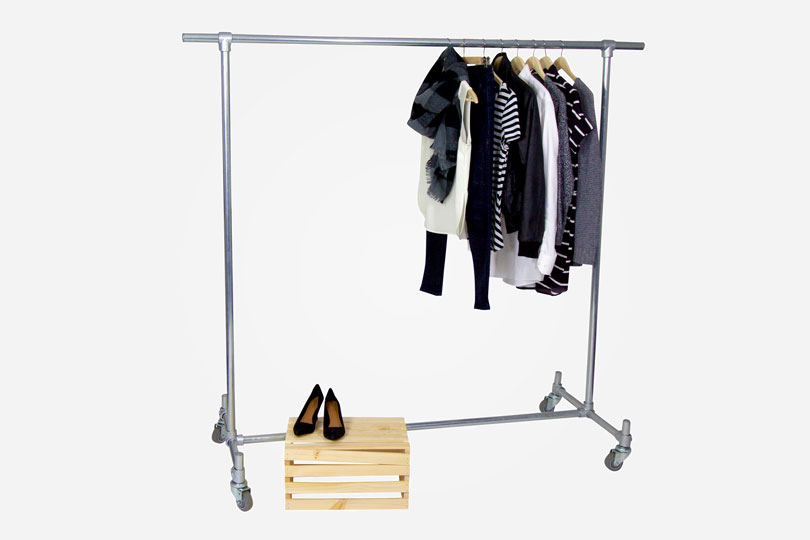 mobile clothing rack