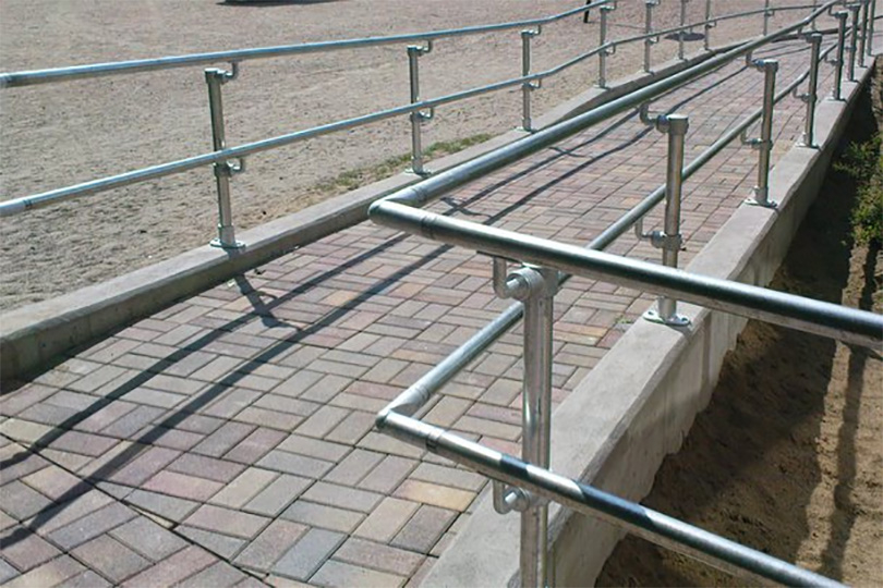 Pipe Handrail