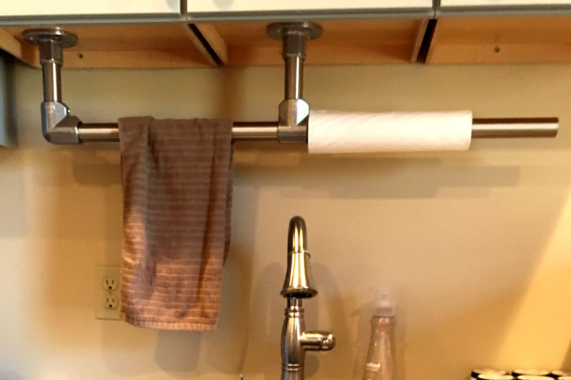 Galvanized Pipe Towel Rack