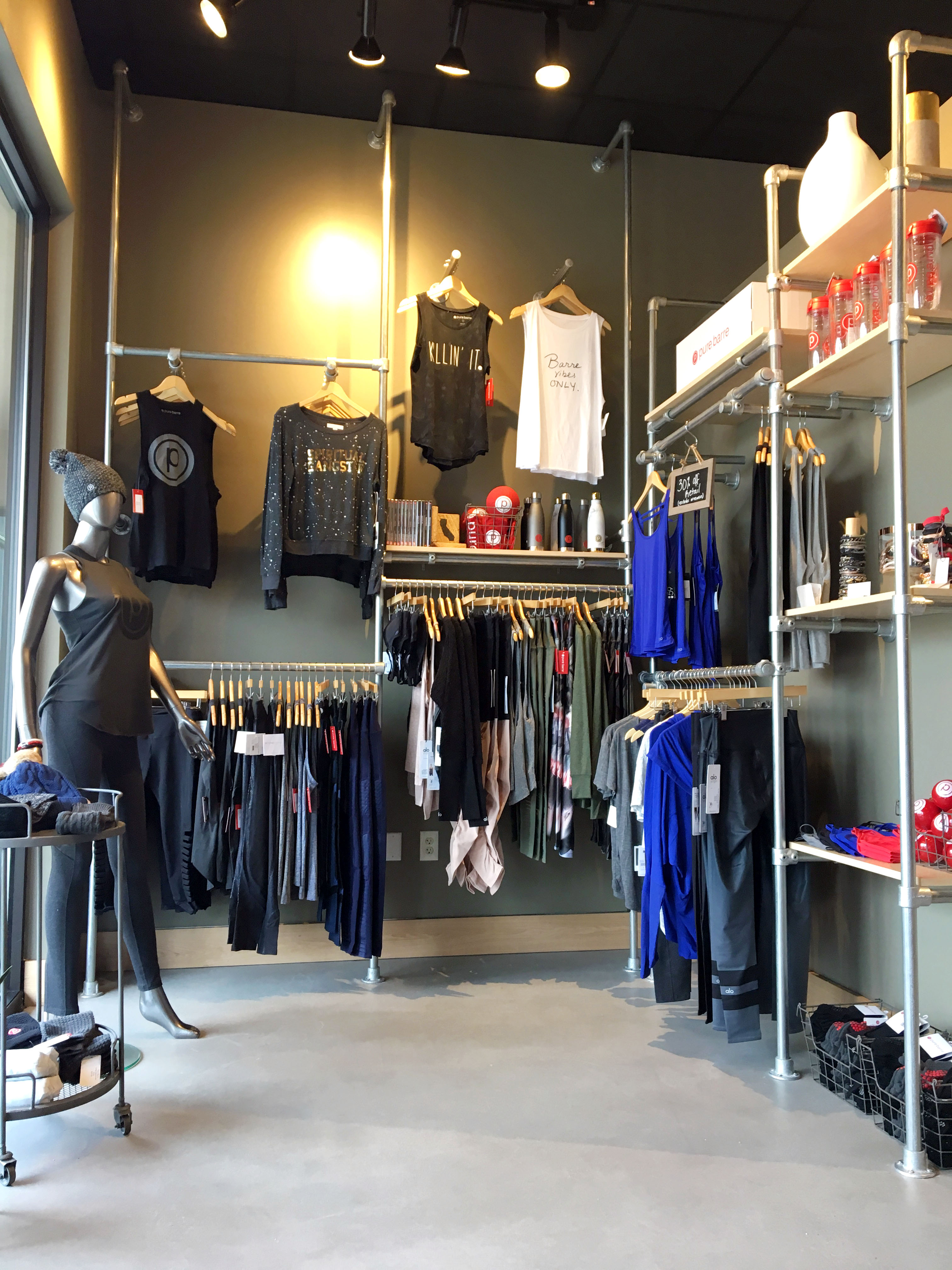 Hook up clothing outlet