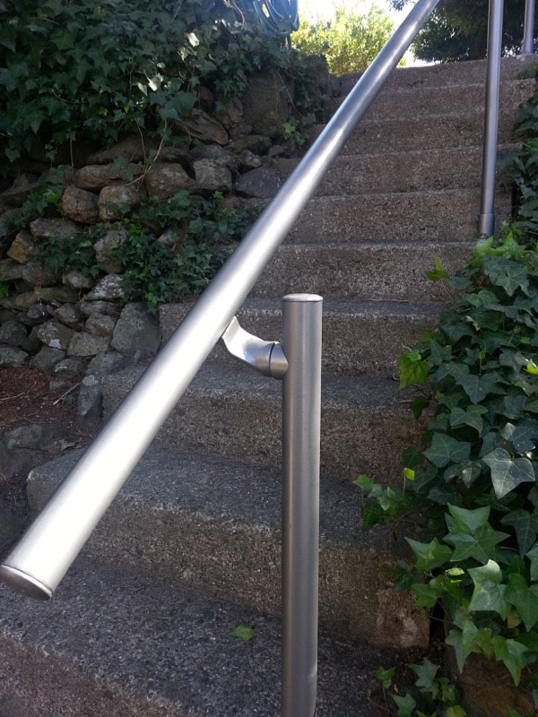 Garden Offset Handrail