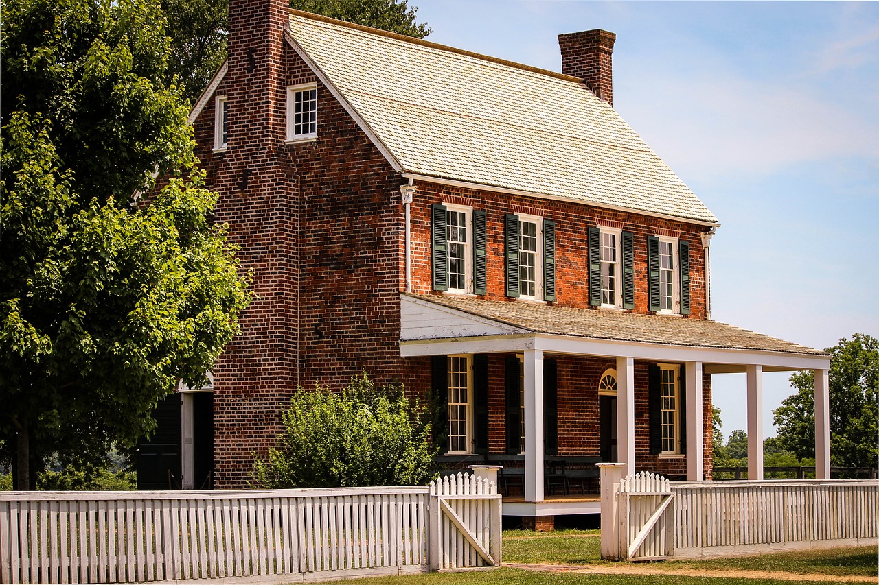 colonial america house